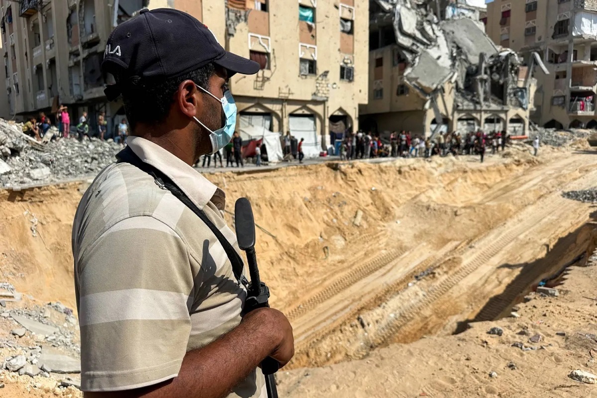 مصادر: تعقد البحث عن جثث 3 رهائن يلقي بظلاله على اتفاق غزة